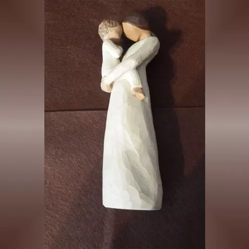 Willow Tree Figurine - Tenderness Willow Tree Figurine - Tenderness